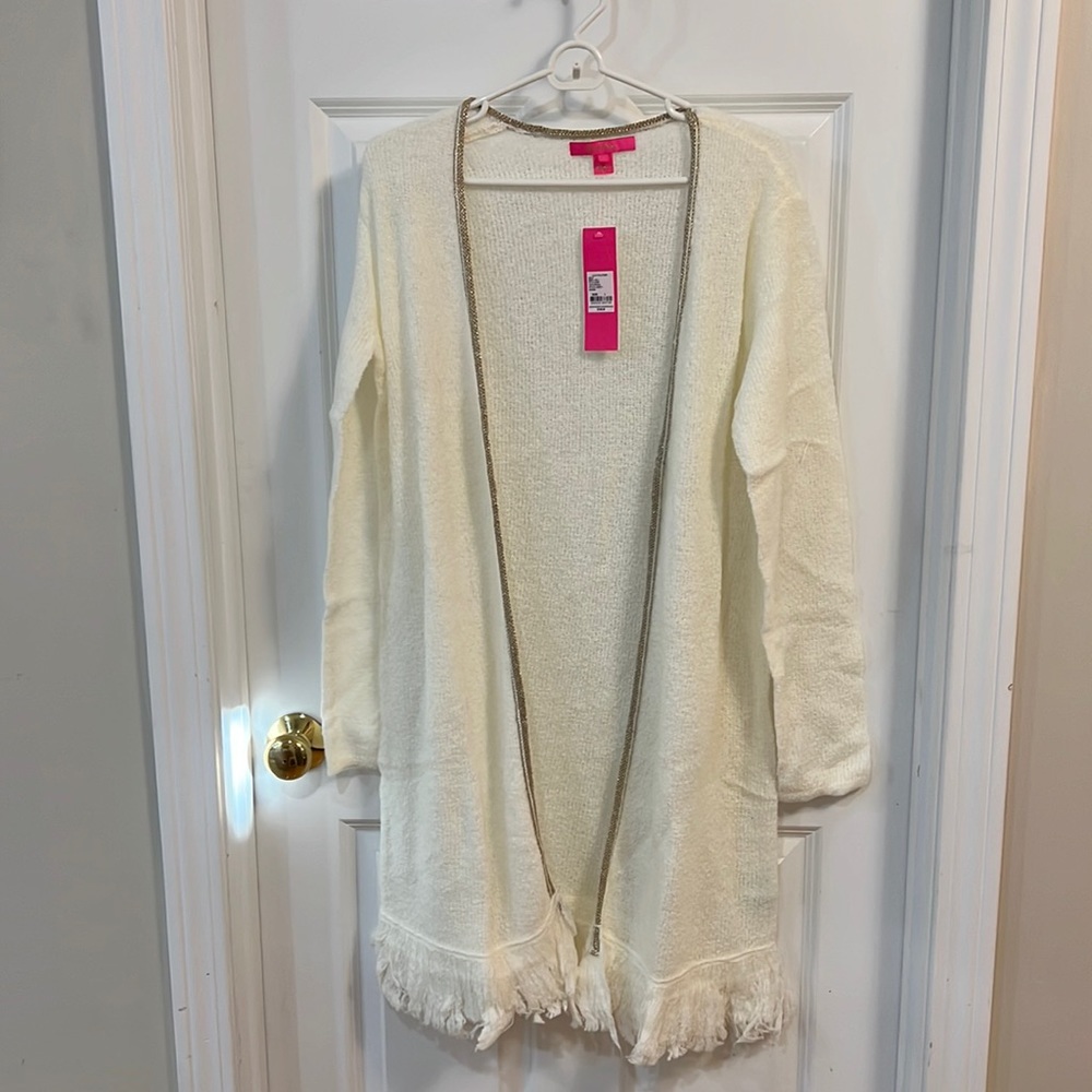 Lilly Pulitzer-Beautiful and comfy cardigan sweater